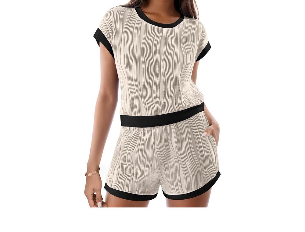 NWT BMJL Two Piece Set Matching Tracksuits Cap Sleeve Lounge Set Sz L shorts